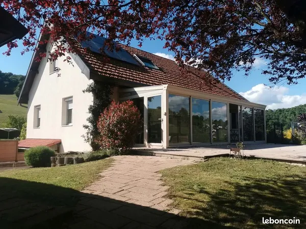 Maison - 6 pièces - 170 m²