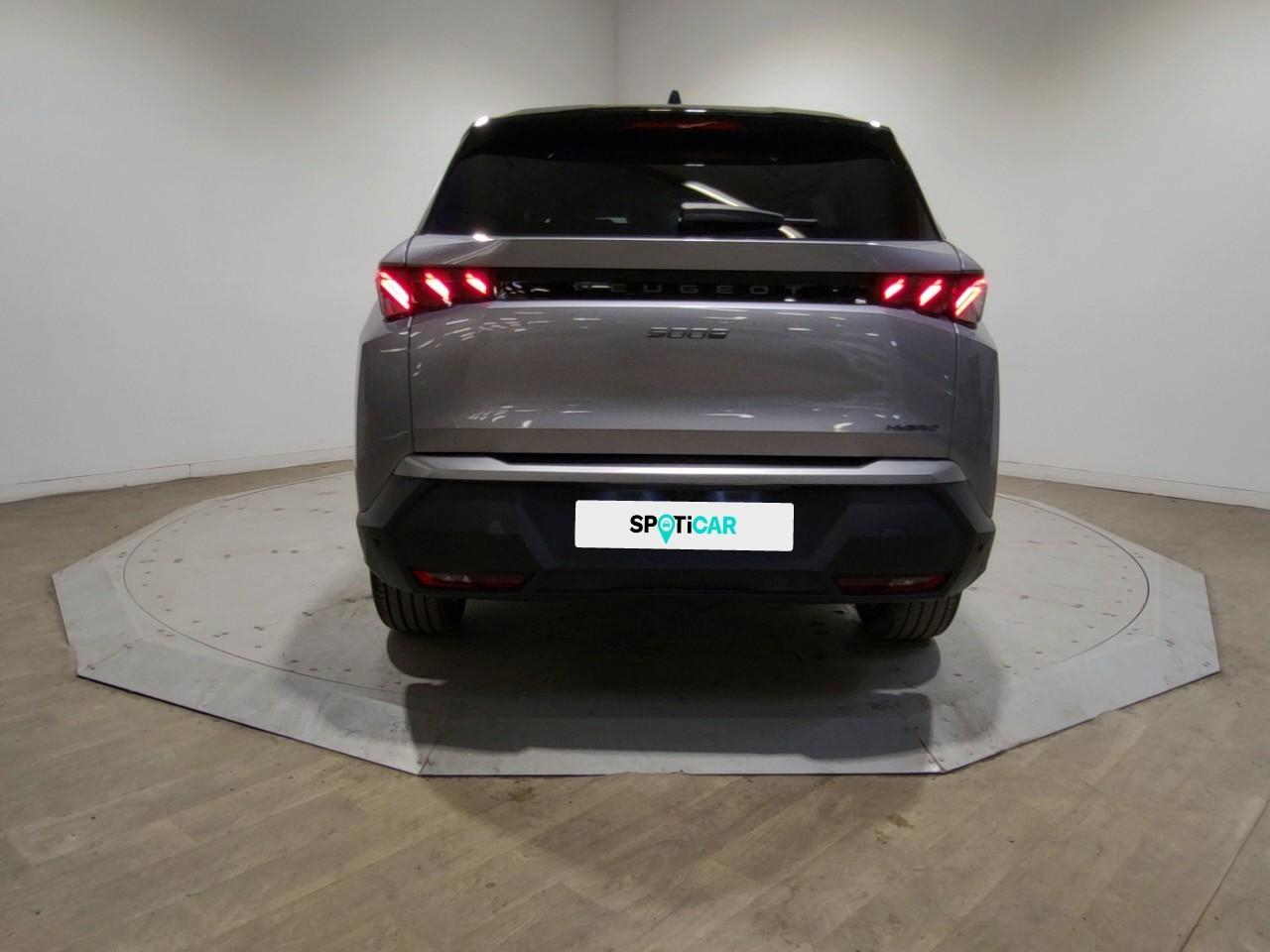 Peugeot 5008 hybrid 136 e-dcs6 gt — photo 4