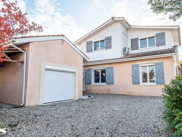 Maison 6 pièces 155 m²