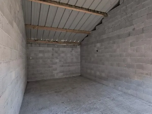 Garage à vendre