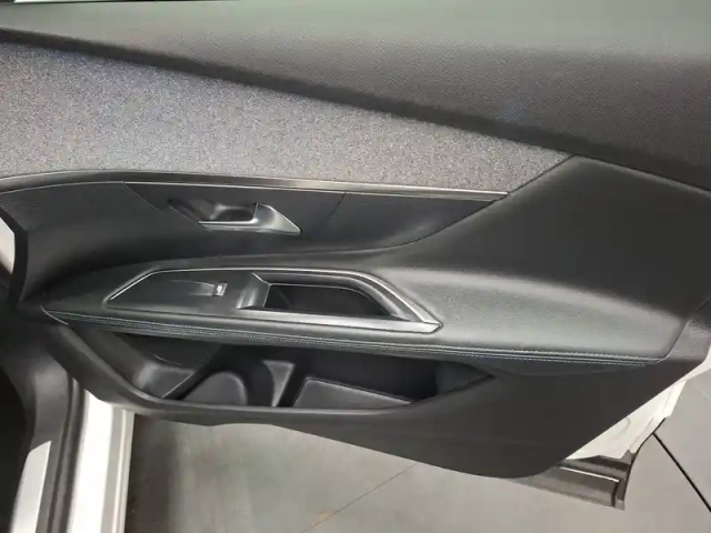 Peugeot 5008 bluehdi 130ch s&amp;s eat8 — photo 26