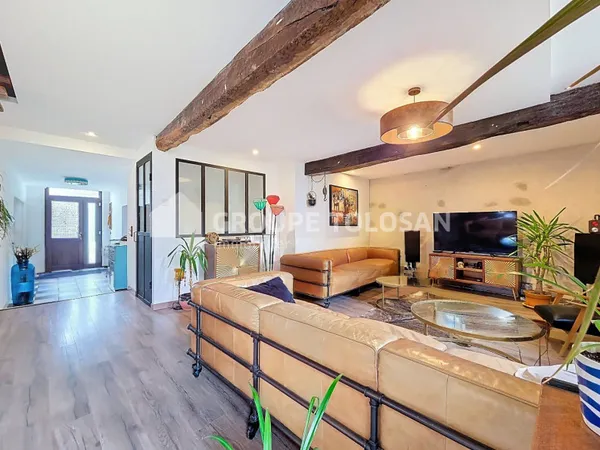Maison 5 pièces 220 m²