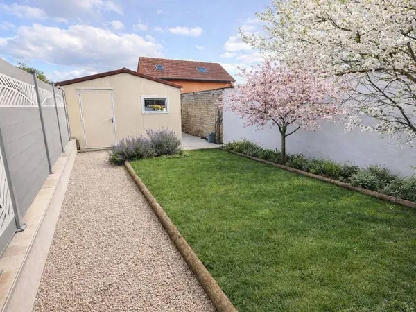 Maison 7 pièces 185 m²