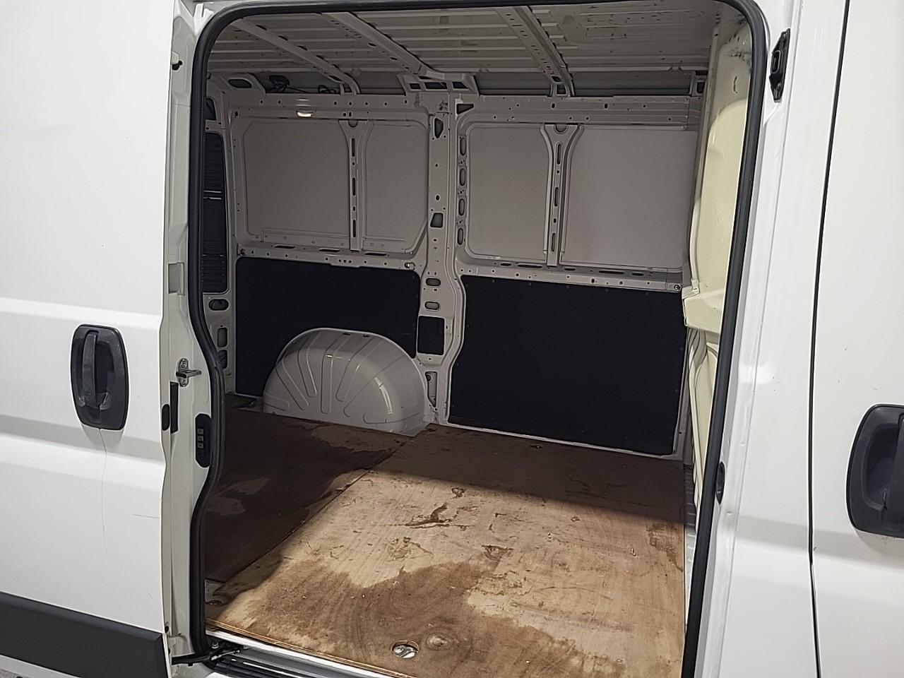 Citroën Jumper tole 30 l1h1 bluehdi 120 s&s bvm6 club — photo 13
