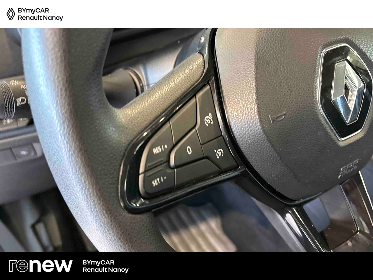 Renault Zoe R110 - 22B — photo 20