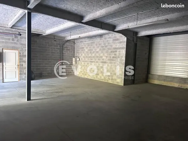 Bureau 153 m²