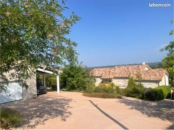 Vends maison Carla Bayle vue panoramique Pyrénées