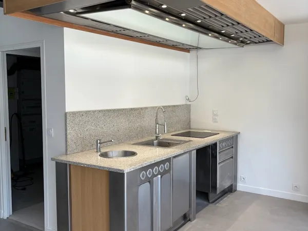 Loue chambre dans colocation 270m²