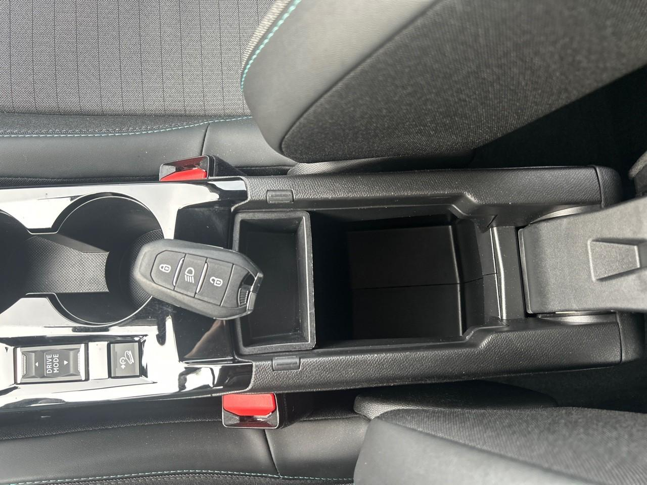 Peugeot 2008 1.2 puretech 130ch s&s allure pack eat8 — photo 19