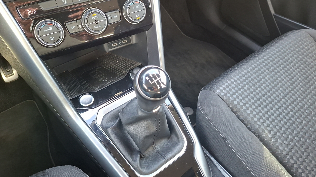 Volkswagen T-Roc 2.0 TDI 115 Start/Stop BVM6 — photo 23