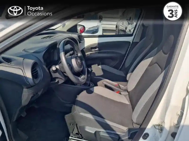 Toyota Aygo X 1.0 vvt-i 72ch dynamic — photo 11