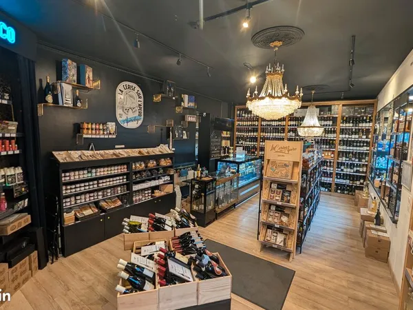 Cave à vin dans le vieux Lille à moins de 1000 de loyer