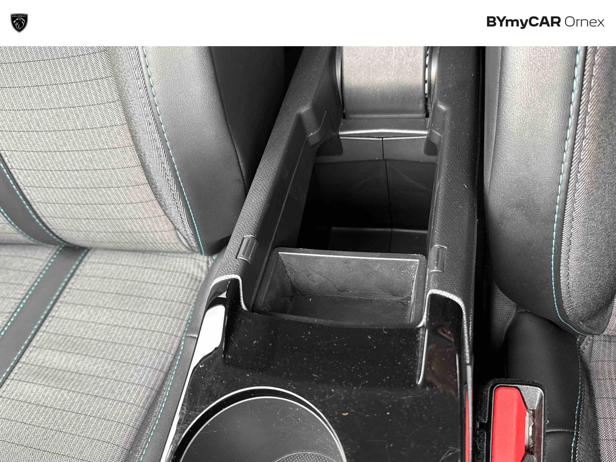 Peugeot 208 PureTech 100 S&amp;S BVM6 — photo 37