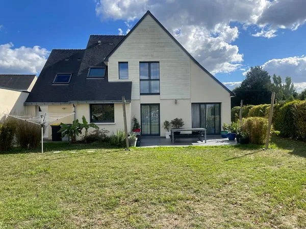 Maison familiale de 160 m² - Environnement calme - 20 min d'Angers