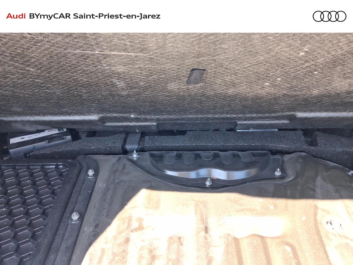 Audi A3 Sportback 40 TFSIe 204 S tronic 6 — photo 20