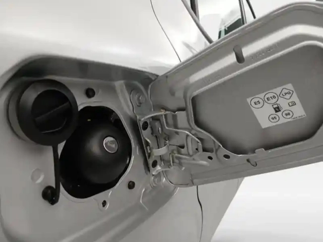 Dacia Sandero 1.0 eco-g 100ch essential — photo 10