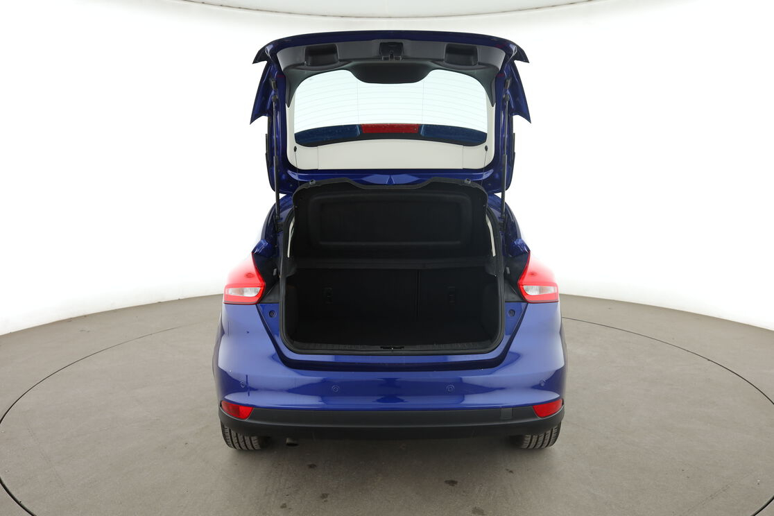 Ford Focus 1.5 TDCi Executive — photo 15