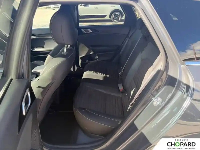 Kia Ceed sw 1.5 t-gdi 140 ch bvm6 — photo 18