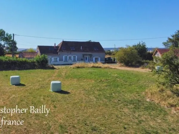 Longère de 178 m², 3 suites parentales, sur 6200 m² de terrain