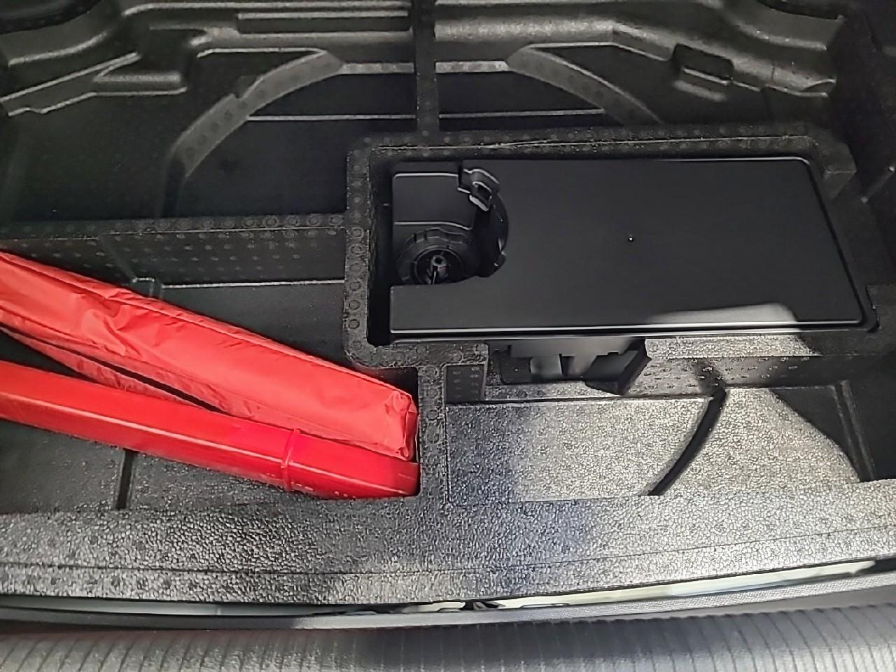 Peugeot 308 hybrid 145 e-dcs6 style — photo 25