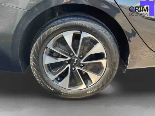Kia Ceed sw 1.6 gdi hybride rechargeable 141ch dct6 — photo 15