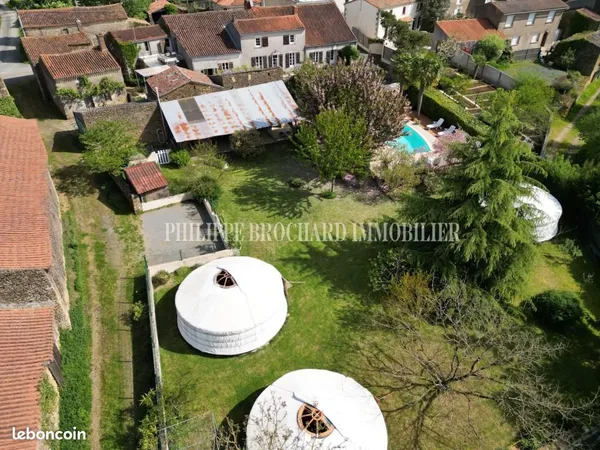 Maison 9 pièces 211 m²