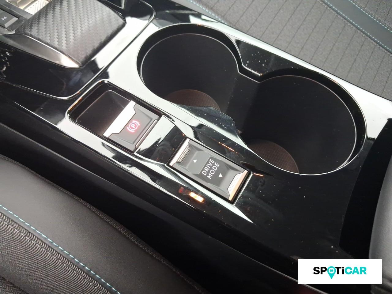 Peugeot 208 1.2 puretech 100ch s&s allure pack eat8 — photo 19