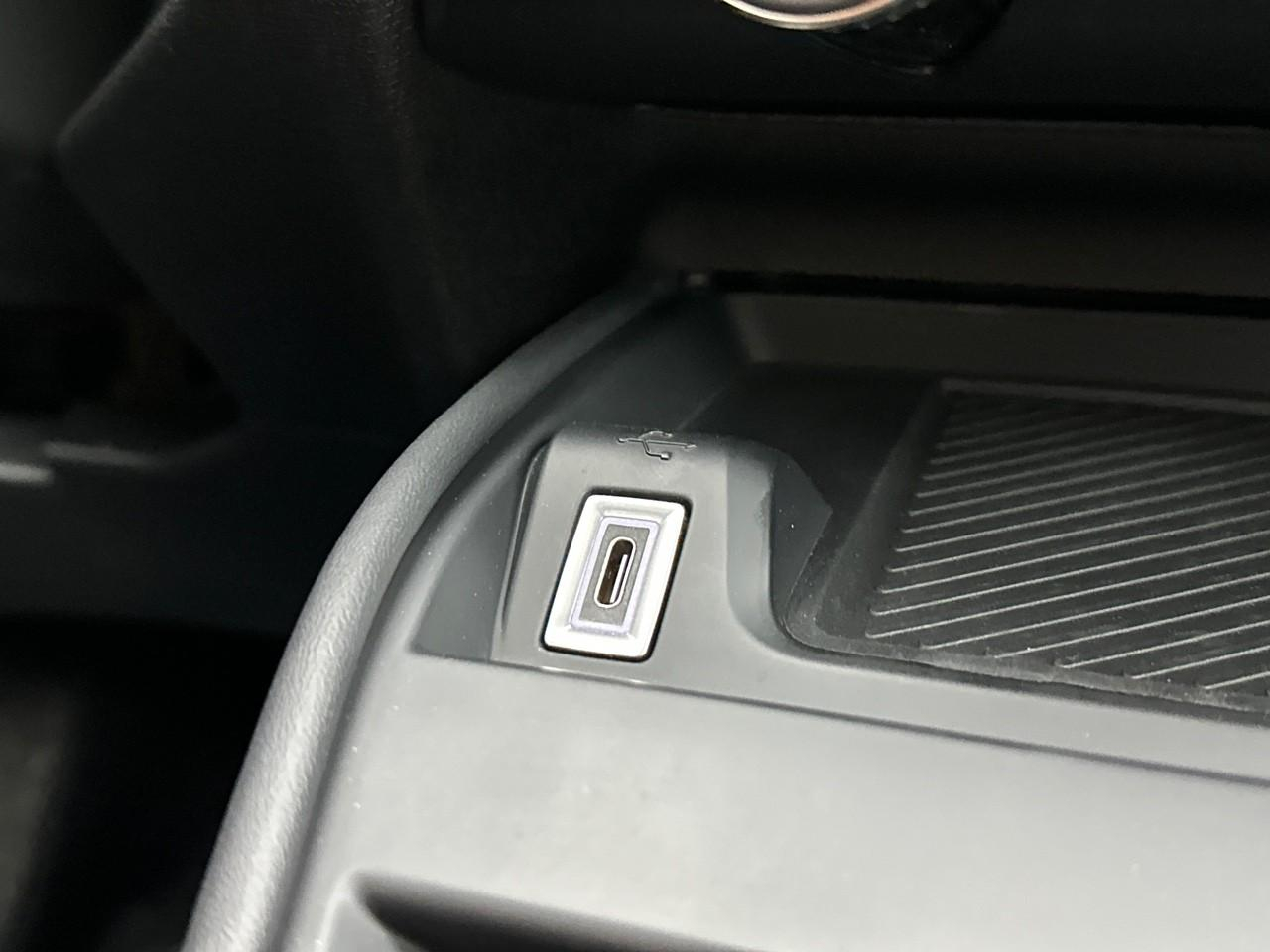 Citroën C4 puretech 130 s&s eat8 feel — photo 27