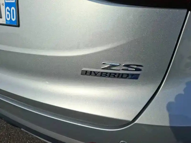 Mg Zs 1.5 l hybrid+ 197 ch — photo 22