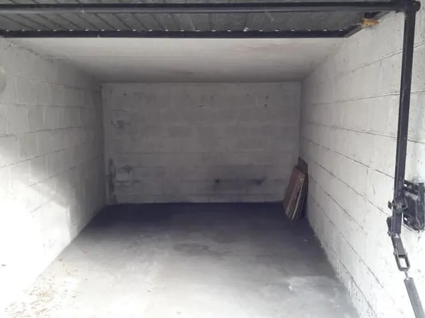 BOX EXTÉRIEUR DE 14,5 m² ? CHÂTENAY-MALABRY (92290)