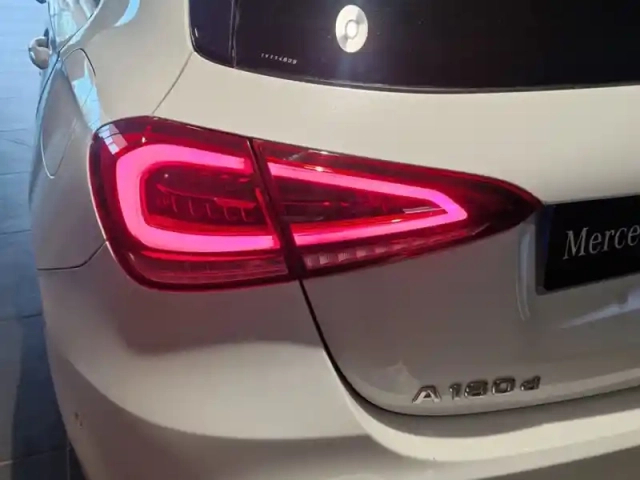 Mercedes Classe A 180 d style line — photo 38