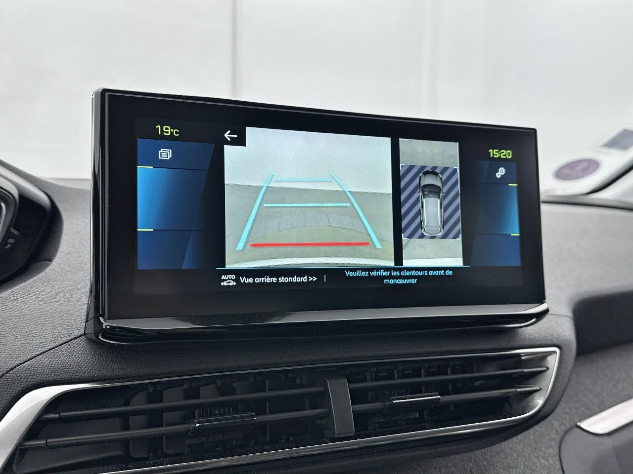 Peugeot 3008 hybrid 225 e-eat8 allure pack — photo 25