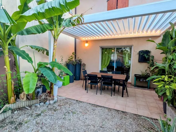Maison 3 pièces avec jardin, pergola bioclimatique et vue forêt - Montauroux