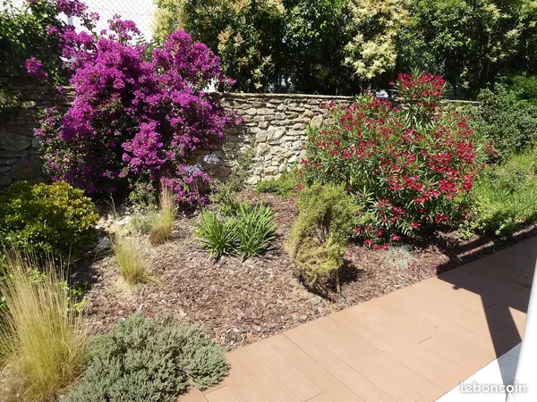 T3 La Ciotat 67 m² rez de jardin