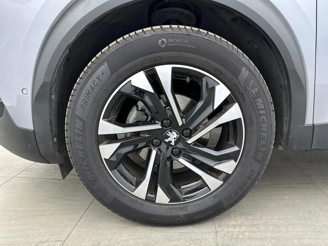 Peugeot 2008 puretech 130 s&s bvm6 gt — photo 14