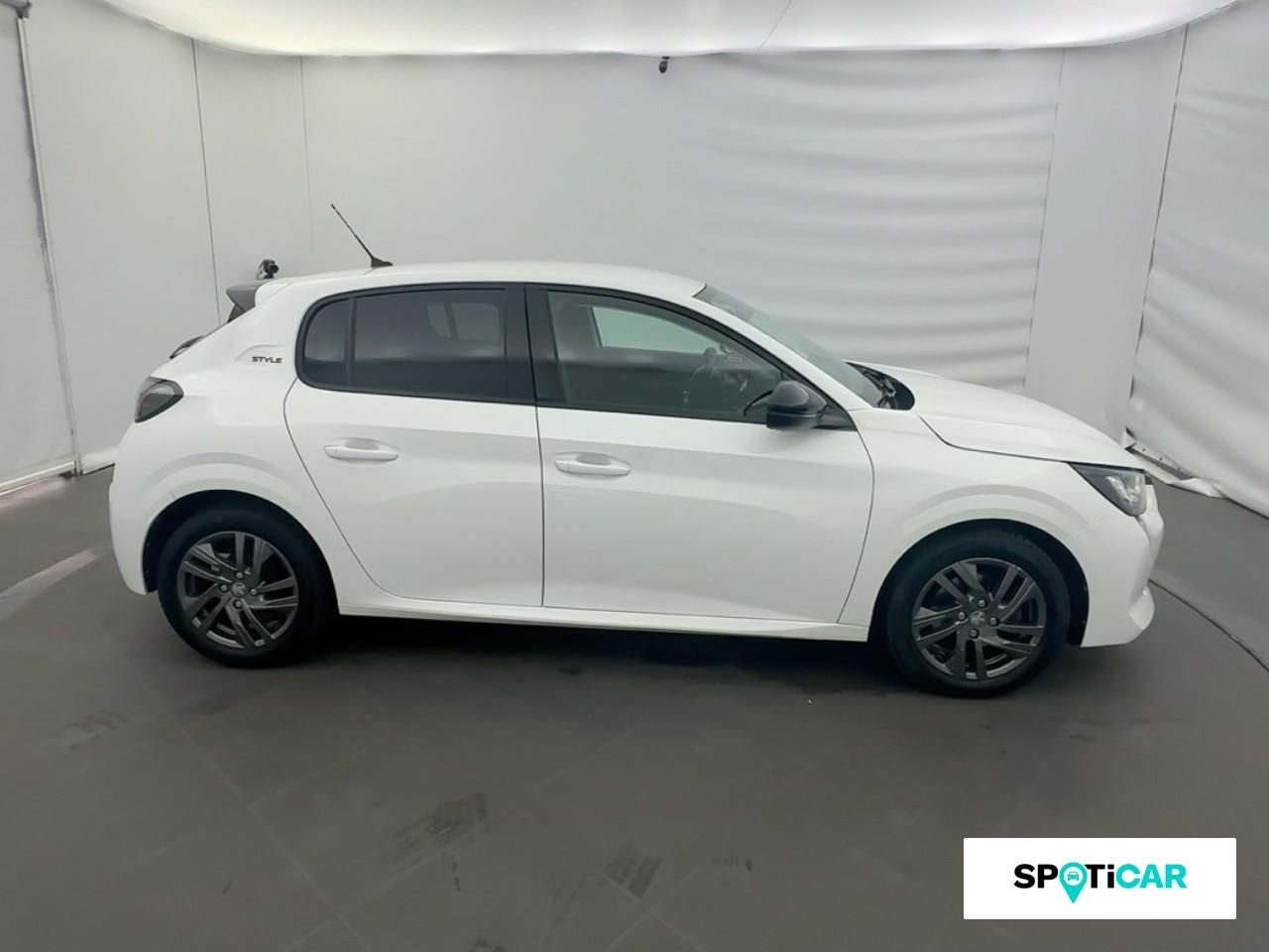 Peugeot 208 1.2 puretech 100ch s&s style 118g — photo 4