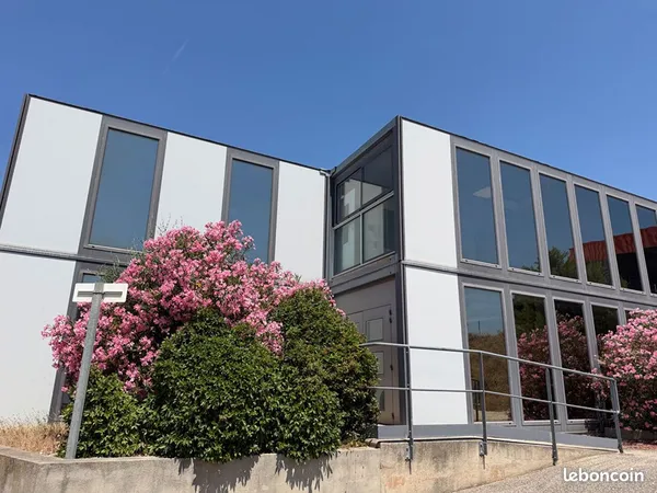 Bureaux 181 m² MARTIGUES