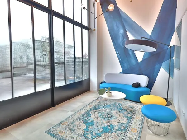 SAINTE-SAVINE Immeuble de bureaux neuf de 385m2, idéal siège