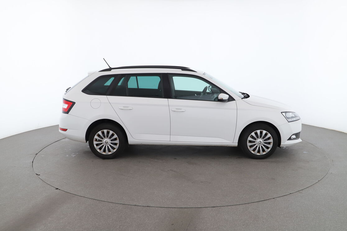 Skoda Fabia Combi 1.0 TSI Business — photo 6