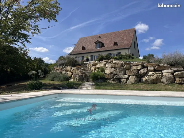 Propriété 5 pièces 132 m²