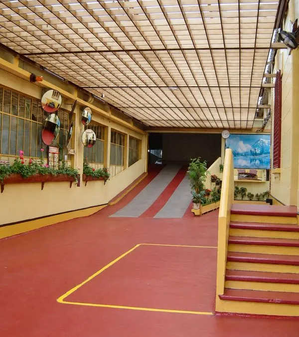 Photo 1