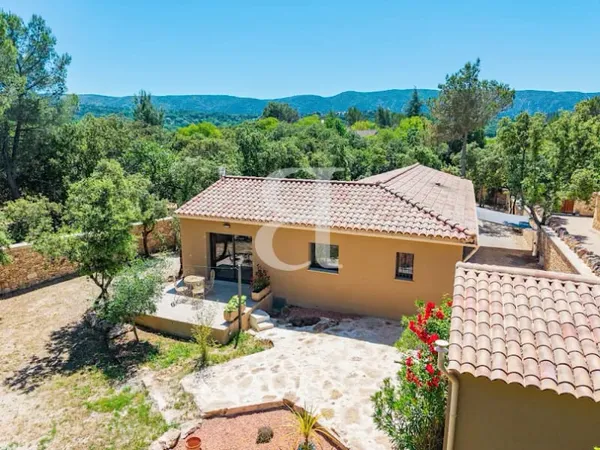 Villa 4 pièces 131 m²