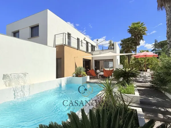 Maison contemporaine 6 pièces 180 m²
