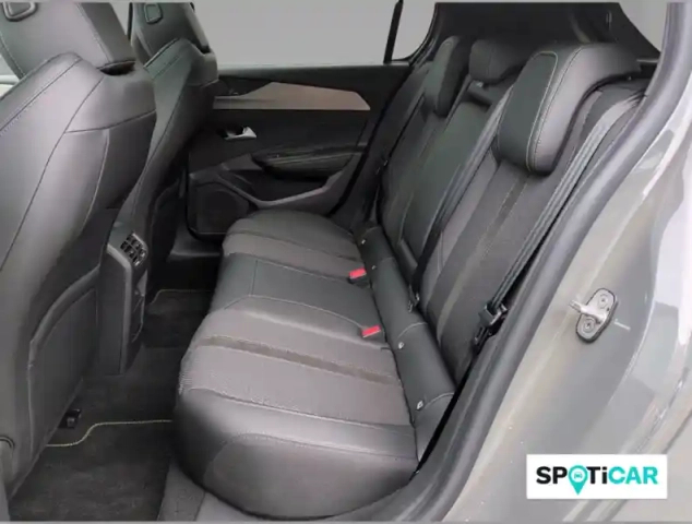 Peugeot 308 hybrid 145 e-dcs6 — photo 12
