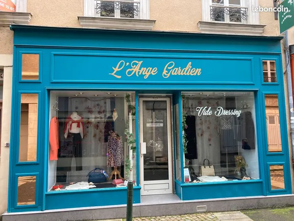 à louer - local commercial de 40 m² avec vitrine - hyper-centre de la flèche (72200)