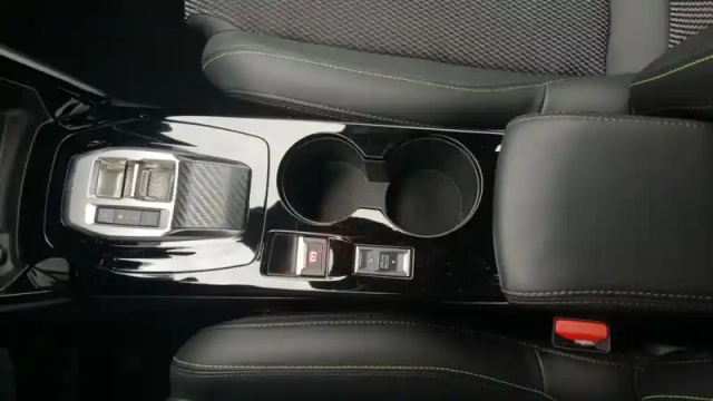 Peugeot 208 hybrid 110 e-dcs6 — photo 73