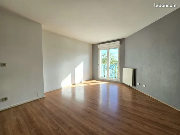 Studio 1 pièce 26 m²