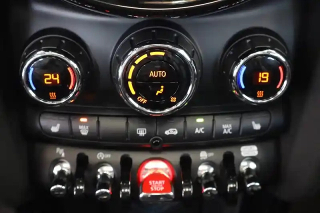 Mini Mini hatch 5 portes cooper 136 ch dkg7 — photo 107
