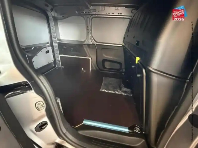 Opel Combo cargo m diesel 130ch automatique pack premium connect — photo 11