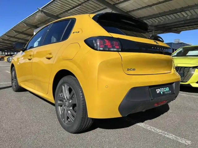 Peugeot 208 puretech 75 s&amp;s bvm5 — photo 2